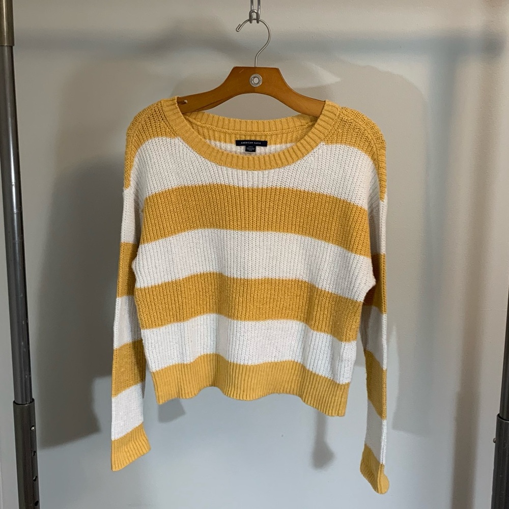 American Eagle Striped Sweater💛